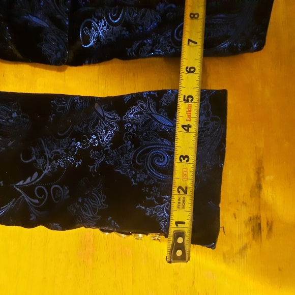 Elegant Women's Black and Blue Blazer - Picture 6 of 14